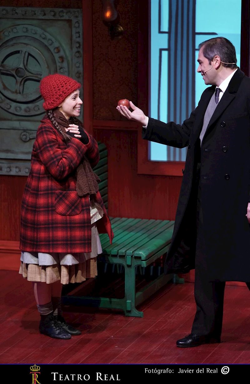 ep una escena de la cerillera que se estrenara en el real junior ep una escena de la cerillera que se estrenara en el real junior