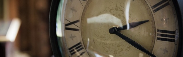 reloj antiguo portada