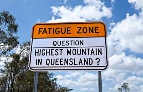 trivia-road-signs-australia-7-59acf158da6c0 700-700x467 trivia-road-signs-australia-7-59acf158da6c0 700-700x467