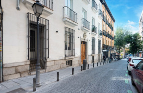 1640108227 leonor by caterina 