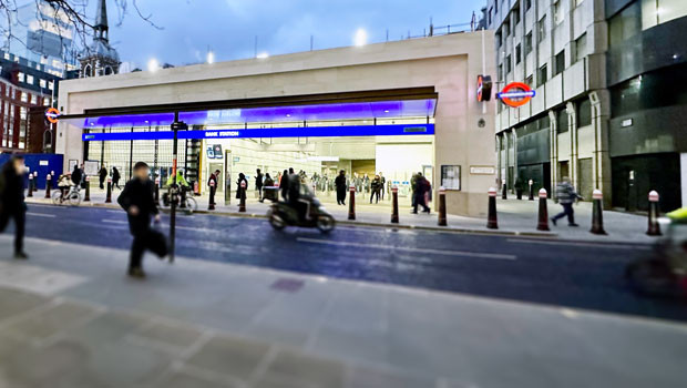 dl city of london banque générique station square mile finance 20240326 2