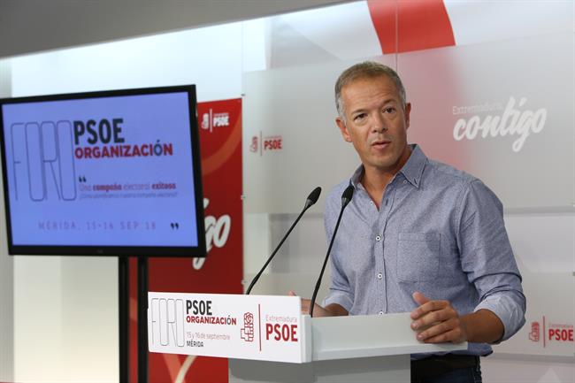 Ander Gil, en su intervención en Mérida | PSOE EXTREMADURA ep ander gil enintervencionmerida