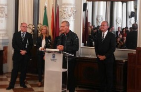 ep antonio banderasun actola fundacion lagrimasfavores