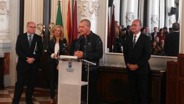 ep antonio banderasun actola fundacion lagrimasfavores