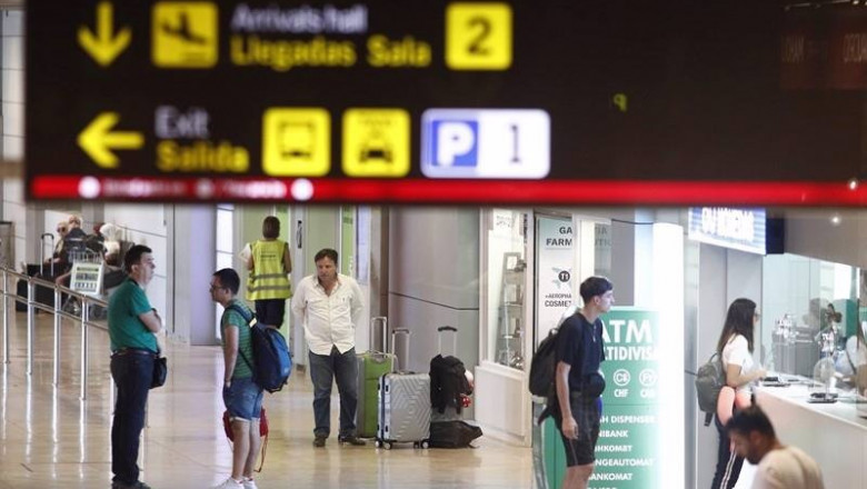 ep archivo pasajeros en barajas ep archivo pasajeros en barajas