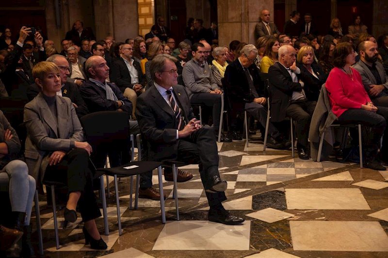 ep artur mas asiste a la presentacion del consell per la republica en el palacio de la generalitat
