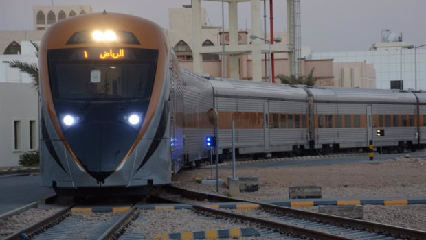 ep caf suministrara trenes de pasajeros para etihad rail en los emiratos arabes unidos por 250