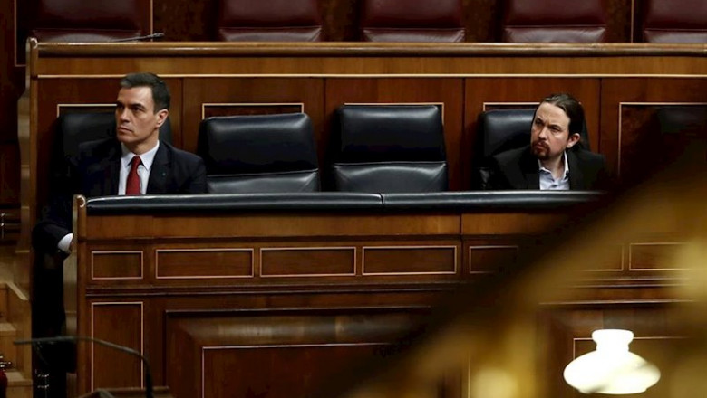 El presidente del Gobierno, Pedro Sánchez, y el vicepresidente de Derechos Sociales, Pablo Iglesias, en el Congreso. | Pool ep el presidente del gobierno pedro sanchez y el vicepresidente de derechos sociales pablo iglesias