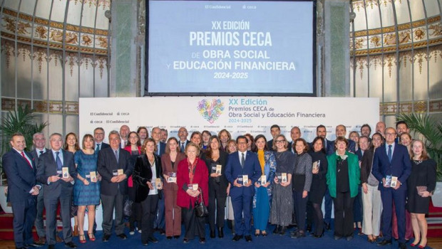 ep foto de familia de ceca con las 25 iniciativas galardonadas en la xx edicion de los premios ceca