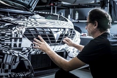 ep hp colabora con cupra con impresion 3d en la fabricacion del cupra leon competicion