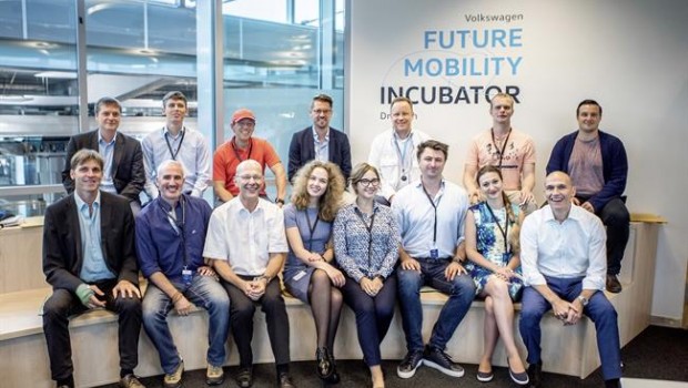 ep move into the transparent factory six international start-ups develop innovativ