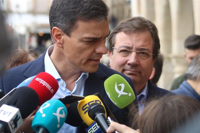 Pedro Sánchez, junto a Vara, en Trujillo | PSOE EXTREMADURA ep pedro sanchez juntovara en trujillo