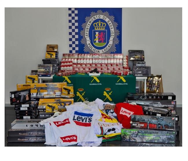 Tabaco incautado durante la Feria de Badajoz | POLICÍA LOCAL DE BADAJOZ ep tabaco incautado duranteferiabadajoz