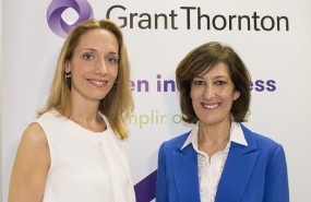 isabel perea a la izquierda y mar garc a ramos a la derecha socias de grant thornton