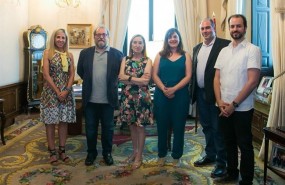 ep ana pastor recibelos miembrosla apdda