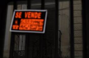 ep archivo   cartel de vivienda que se vende
