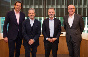 ep archivo   de izquierda a derecha el consejero delegado de vmo2 lutz schuler el consejero delegado