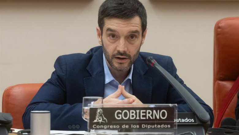 Archivo - El ministro de Derechos Sociales, Consumo y Agenda 2030, Pablo Bustinduy, comparece en la Comisión Mixta para la Coordinación y Seguimiento de la Estrategia Española para alcanzar los Objetivos de Desarrollo Sostenible (ODS), en el Congreso de l | Eduardo Parra - Europa Press - Archivo ep archivo el ministro de derechos sociales consumo y agenda 2030 pablo bustinduy comparece en la