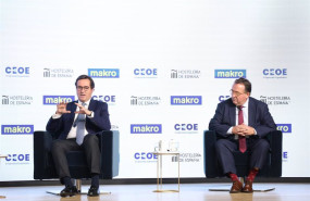 ep archivo   el presidente de la ceoe antonio garamendi i y el presidente de hosteleria espana jose