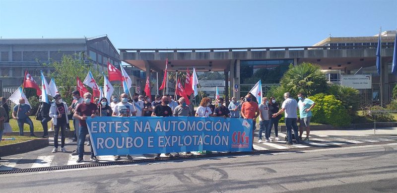 ep concentracion de delegados de la cig para reclamar medidas de apoyo al sector de la automocion en
