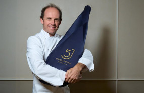 ep el chef luis roger protagonista de la ultima edicion cinco jotas by