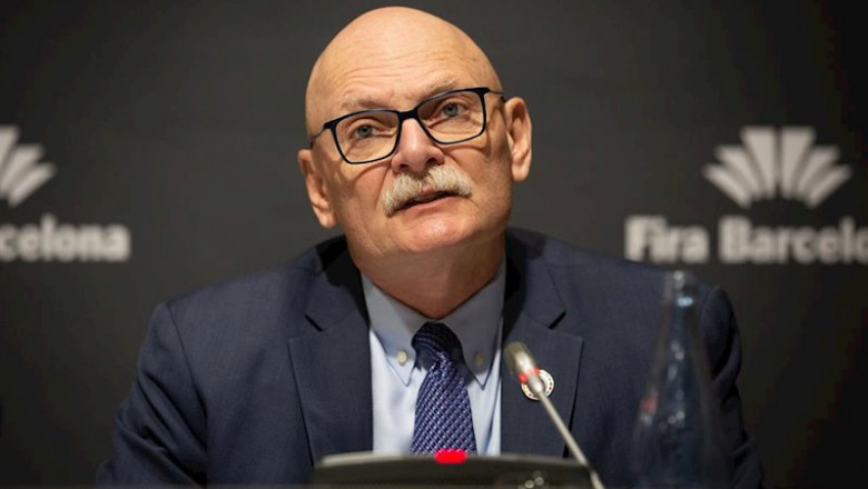ep el consejero delegado de gsma john hoffman en rueda de prensa para informar sobre la cancelacion