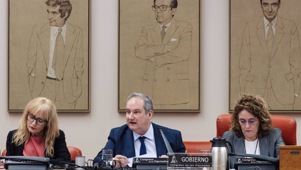 ep el ministro de industria y turismo jordi hereu durante su comparecencia este lunes en el congreso