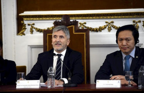 ep el ministro de interior fernando grande-marlaska i y el director del area de mercados ilicitos de