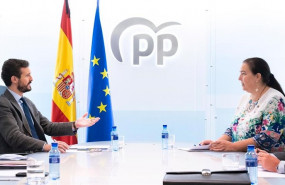 ep el presidente del pp pablo casado se reune con la presidenta de la avt maite araluce en la sede