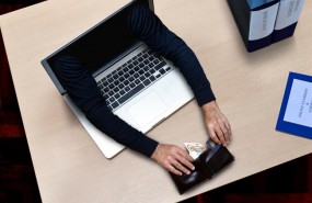 ep estafas fraude online trajeta dinero efectivo billete