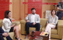 ep i-d la vicesecretaria generalpsoeportavozpartidocongreso adriana lastra portavozerccongreso gabriel rufian ydiputadaesquerra republica per catalunya carolina telechea durantereunion ep i-d la vicesecretaria generalpsoeportavozpartidocongreso adriana lastra portavozerccongreso gabriel rufian ydiputadaesquerra republica per catalunya carolina telechea durantereunion