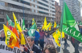 ep imagen de archivo de una manifestacion del sector agrario por las calles de valladolid