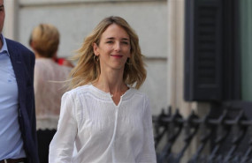 ep la diputadapartido popularbarcelona cayetana alvareztoledo llegacongresolos diputados horas previasla segunda votacionla investiduracandidato socialistala presidenciagobierno