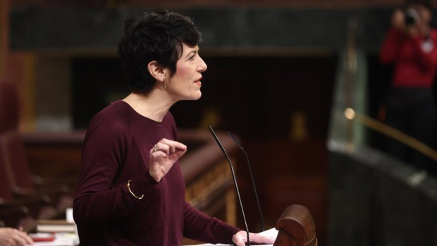 ep la ministra de seguridad social y migraciones elma saiz interviene durante la sesion de control ep la ministra de seguridad social y migraciones elma saiz interviene durante la sesion de control