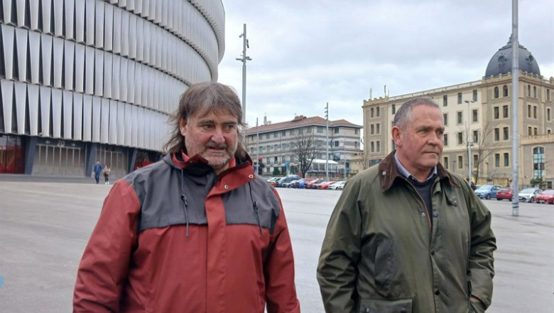 Los representantes de EHNE y ENBA Unzalu Salterain y Karlos Ibarrondo presentan en Bilbao las movilizaciones del próximo jueves contra el acuerdo con Mercosur. | EUROPA PRESS ep los representantes de ehne y enba unzalu salterain y karlos ibarrondo presentan en bilbao las