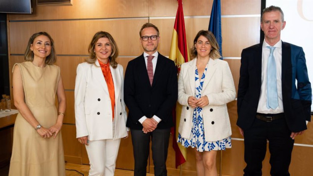 ep pilar garcia directora tecnica de stanpa val diez directora general de stanpa maciej berestecki