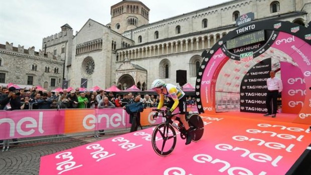 ep rohan dennis ganacontrarrelojgiro