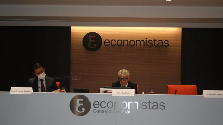 ep valentin pich presidente del cge en la presentacion del estudio