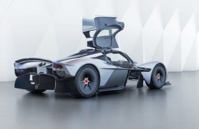 6ad13d70-aston-martin-valkyrie-05-700x394 6ad13d70-aston-martin-valkyrie-05-700x394