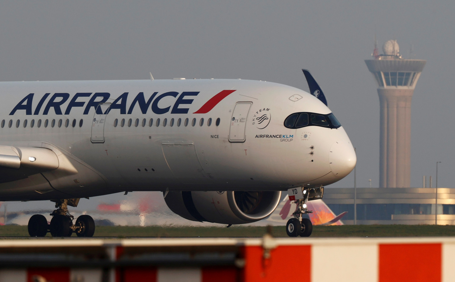 accord entre paris et bruxelles sur une nouvelle aide a air france accord entre paris et bruxelles sur une nouvelle aide a air france