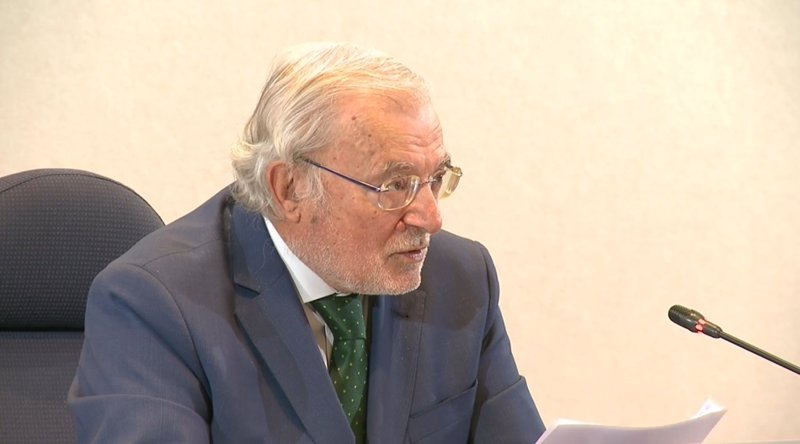 Manuel Azuaga presenta su renuncia como presidente de Unicaja