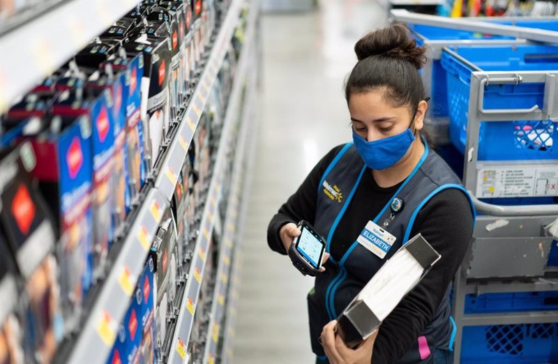 Las minoristas Walmart y Home Depot caen en bolsa tras publicar sus resultados