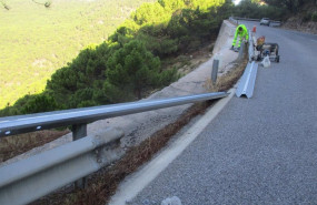 ep archivo   imagen de archivo de unos trabajos de conservacion de carreteras en andalucia