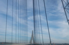 ep archivo   puente sonre el rio guadiana en ayamonte