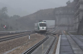 ep archivo   tren de pruebas en una linea de adif