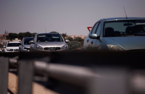 ep archivo   varios vehiculos durante un control de la guardia civil en la autovia a 5 en la primera