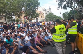 ep asambleataxistasla huelgataxisbarcelona