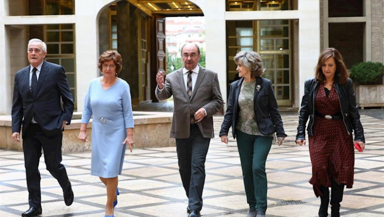 ep autoridades a su llegada a la celebracion del decimo aniversario de la ley de servicios sociales