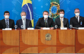 ep el presidente de brasil jair bolsonaro y parte de su gobierno durante una conferencia de prensa