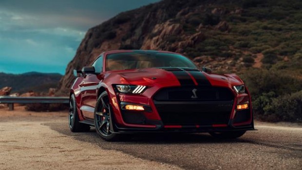 ep ford mustang shelby gt500